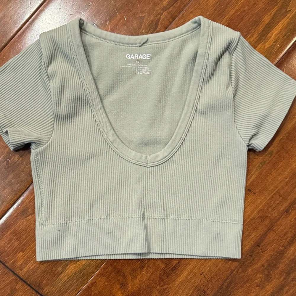 Garage Women's S Light Green/Sage Ribbed Crop Top - Picture 1 of 3